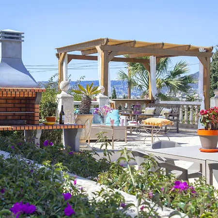 C&m By Interhome فيلة