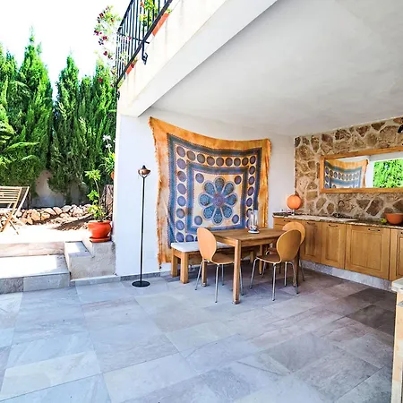 Willa C&m By Interhome Calpe